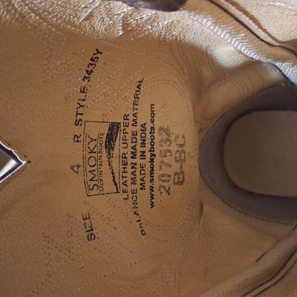 Girl's Smoky Mountain Boots Size 4 Amazing Condition! - Picture 10 of 11